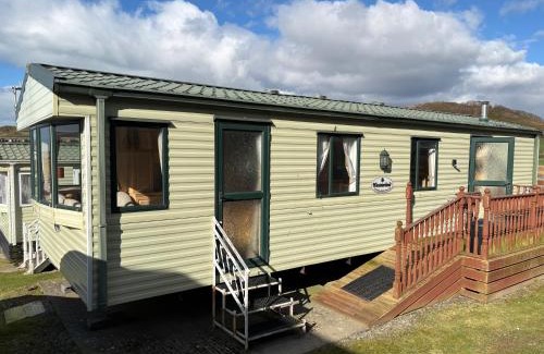 Aberystwyth House | Sea Viev Hideaway at Clarach Bay 2 Bedrooms Pet Friendly Gm5
