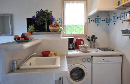 Lecci Apartment | Sea view apartment 70m from the beach of St Cyprien