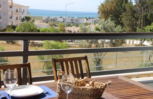 Telheiro Apartment | Sea View Apartment Near Meia Praia Beach in Lagos!