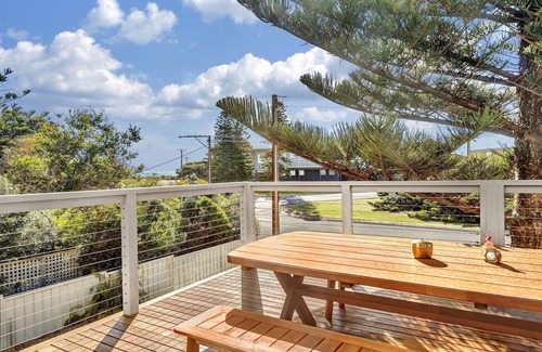Silver Sands House | Sea View at Silver Sands - Sitting Pretty with Sea, Hills and Washpool Views