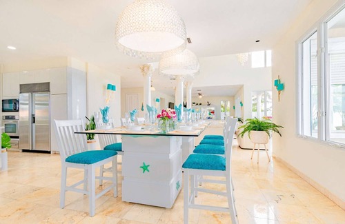Nassau Villa | Sea View Beach Villa , private pool