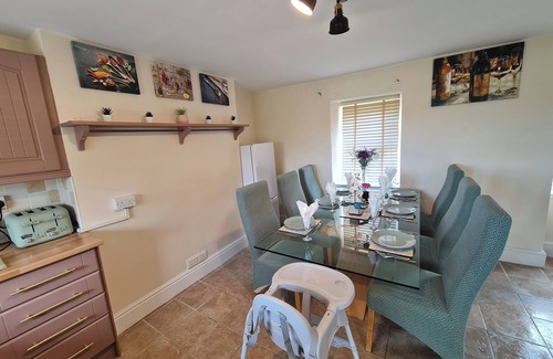 Penmaenmawr Cottage | Sea View Cottage Near Snowdon & Coastal Trails