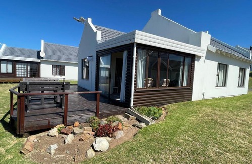 Great Brak River House | Sea view cottage