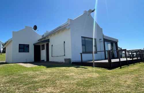 Great Brak River House | Sea view cottage