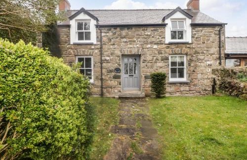 Newport House | Sea View