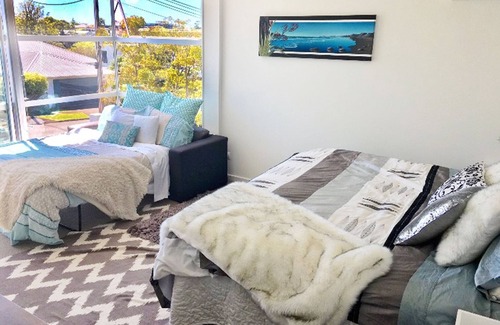 Northcote House | Sea view guest house