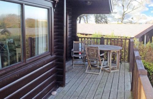 Haverfordwest House | Sea View Lodge Porthgain