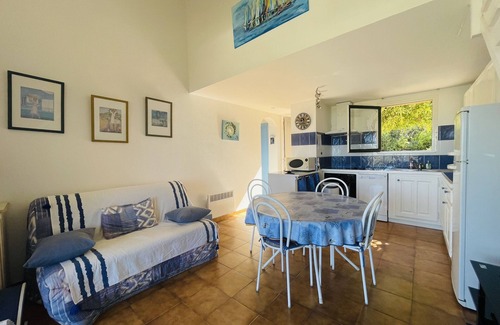 Cargese Apartment | Sea view. Luxury residence in a flowered park. 3 STARS