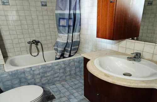 Gerakini Villa | Sea View Maisonette, 200m from Trikorfo Beach