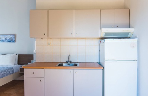 Sissi Apartment | Sea View studio 8 km 5min away from Malia