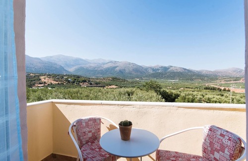 Sissi Apartment | Sea View studio 8 km 5min away from Malia