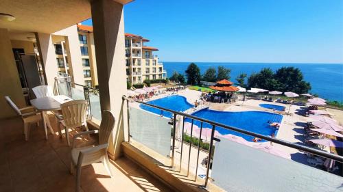 Byala Apartment | Sea View Suite at Byala Beach Resort