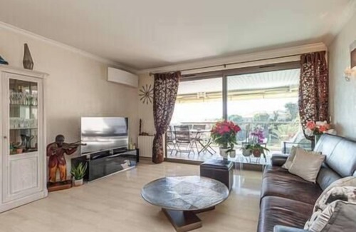 Saint Pierre de Feric Apartment | Sea view - Terrace & Swimming pool - Parking - A/C