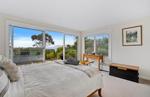 Spring Beach House | Sea views at Spring Beach Tasmanias East Coast