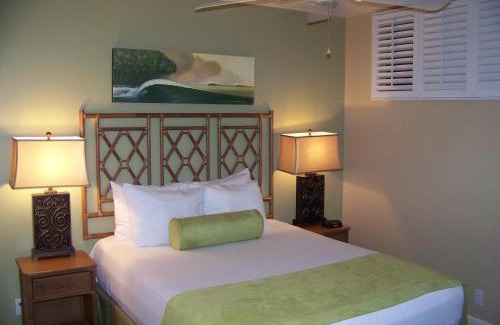 Kailua-Kona Hotel | Sea Village
