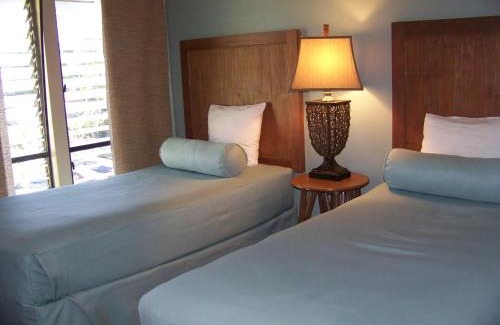 Kailua-Kona Hotel | Sea Village