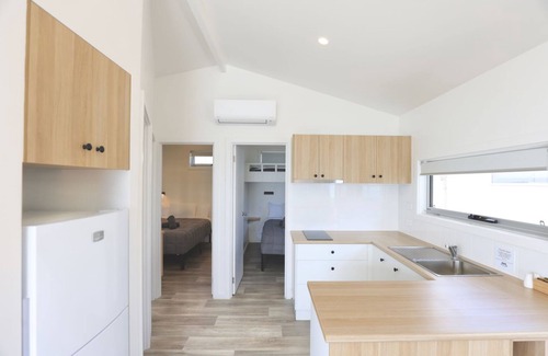 Waterhouse House | Sea Vu Caravan Park