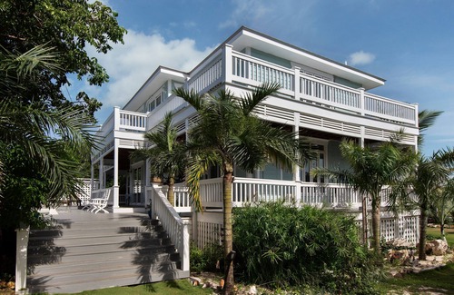 Governor's Harbour House | Sea Walk 4 Bedroom Home