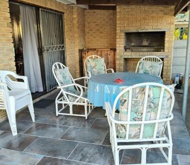 Pearly Beach House | Sea Wave Cottage