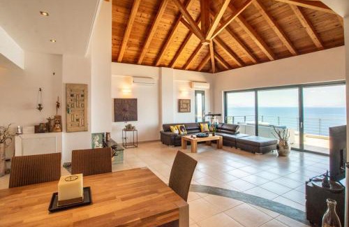 Arkadiko Chorio Villa | Sea Whisper Villa Peloponnese