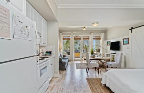 Gulf Place Apartment | Sea You Soon condo