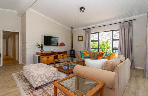 Voelklip House | SeaB by Top Destinations Rentals