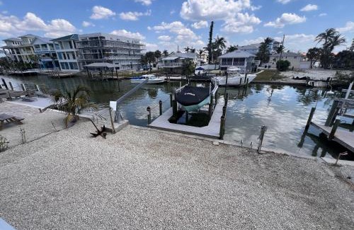Fort Myers Beach House | Seabird Cottage