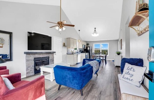 Taylorsville House | Seabiscuit Cottage 5 - Hot Tub - Near KY Bourbon Trail