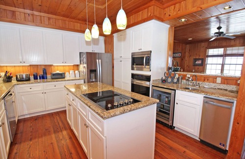 Pawleys Island House | Seabreeze 4 Pawleys Island Oceanfront W/Creek dock 6BR/4.5BAS