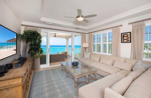 Seven Mile Beach Condo | Seabreeze #8 by Grand Cayman Villas & Condos