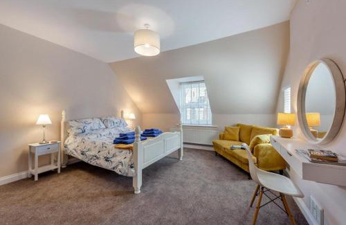 Bexhill-on-Sea Apartment | Seabreeze - Bexhill on Sea