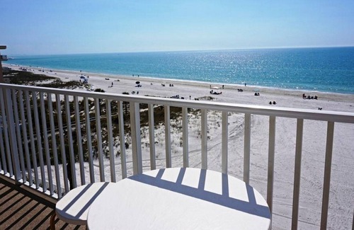 Madeira Beach Condo | Seabreeze Condominiums