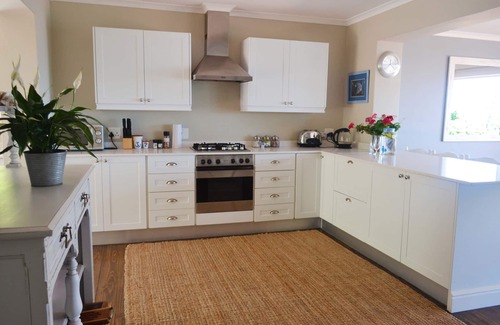 Simon's Town Apartment | Seabreeze Luxury Two Bedroom Penthouse