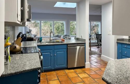 Camden House | Seabreeze Manor