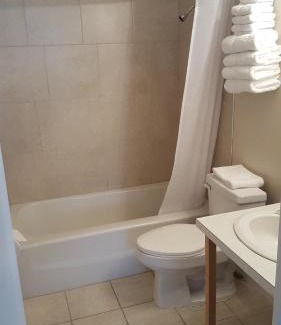 Old Orchard Beach Hotel | Seabreeze Motel