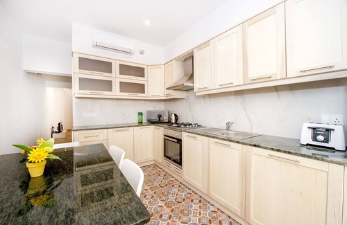Tower Road House | Seabreeze Townhouse Sliema