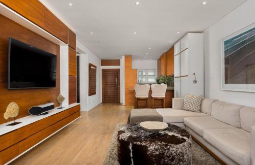 Bantry Bay Apartment | Seacliffe 307