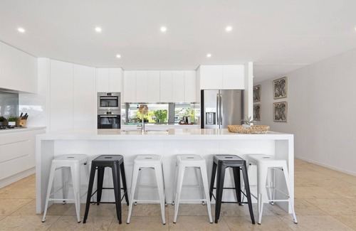 Mermaid Waters House | Seaclusion Broadbeach – Effortless Luxury, Coastal Calm