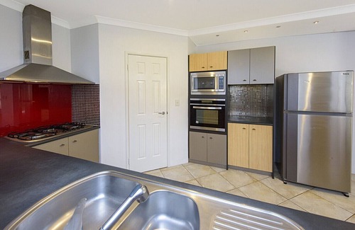Dalyellup House | Seacrest – Luxurious Holiday Home