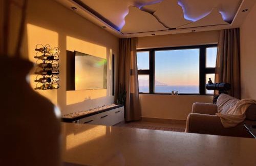 West Beach Apartment | Seacret Whale