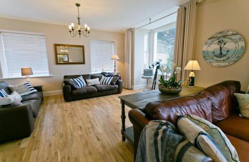 Rhosneigr House | Seaforth