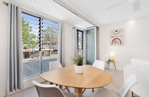 Seaforth Apartment | Seaforth Living - In The Heart Of the Village with Shops at Your Doorstep!