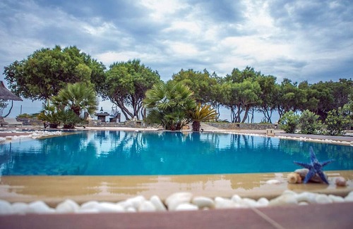 Ierapetra Villa | Seafront 2 bedroom villa