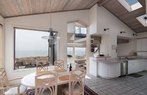 Sea Ranch Condo | Seafront 3 Bedroom Home by RedAwning