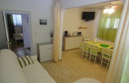 Drvenik Mali Apartment | Seafront apartments Villa Ana with stunning sea view