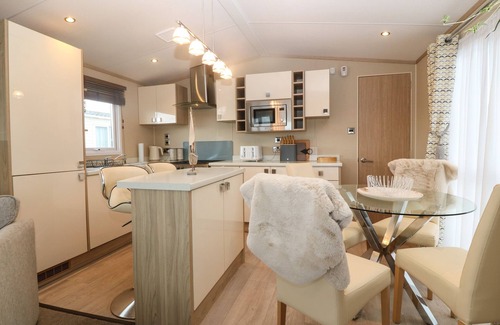 Rhyd-y-clafdy Cottage | Seafront Holiday Home 2