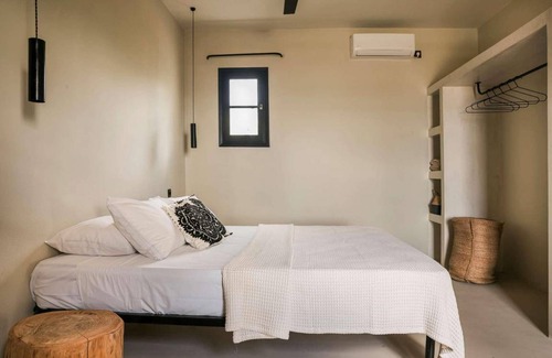 Kounopetra Villa | Seafront Prime Waves