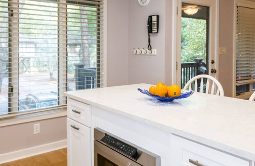 West Beach Cottage | SeaGlass Kiawah – Stylish Cottage Steps from Beach, Pools & Golf