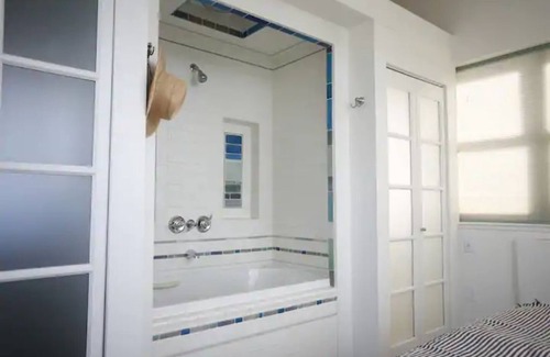 Fort Bragg Hotel | Seaglass Room-Weller House Water Tower-Ocean View