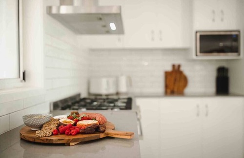 Culburra Beach House | Seagrass Summary: Dis